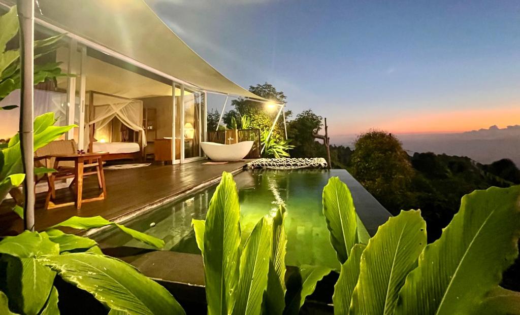 Sustainability That Guests Feel: Hotels Where Eco-Luxury Meets Genuine Experience