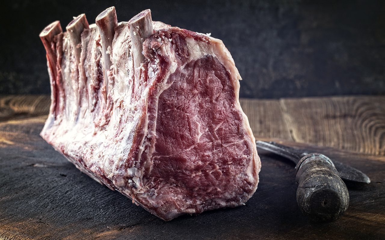 The Science of Aging: Dry-Aged and Wet-Aged Beef in Comparative Context
